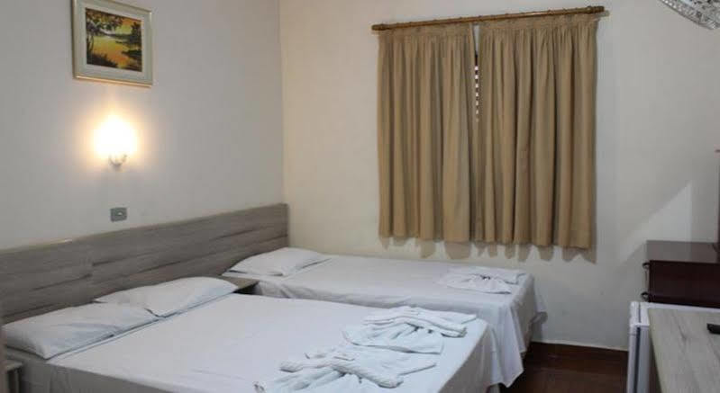 Hotel Euro Suite Pocos De Caldas By Nacional Inn Poços de Caldas المظهر الخارجي الصورة